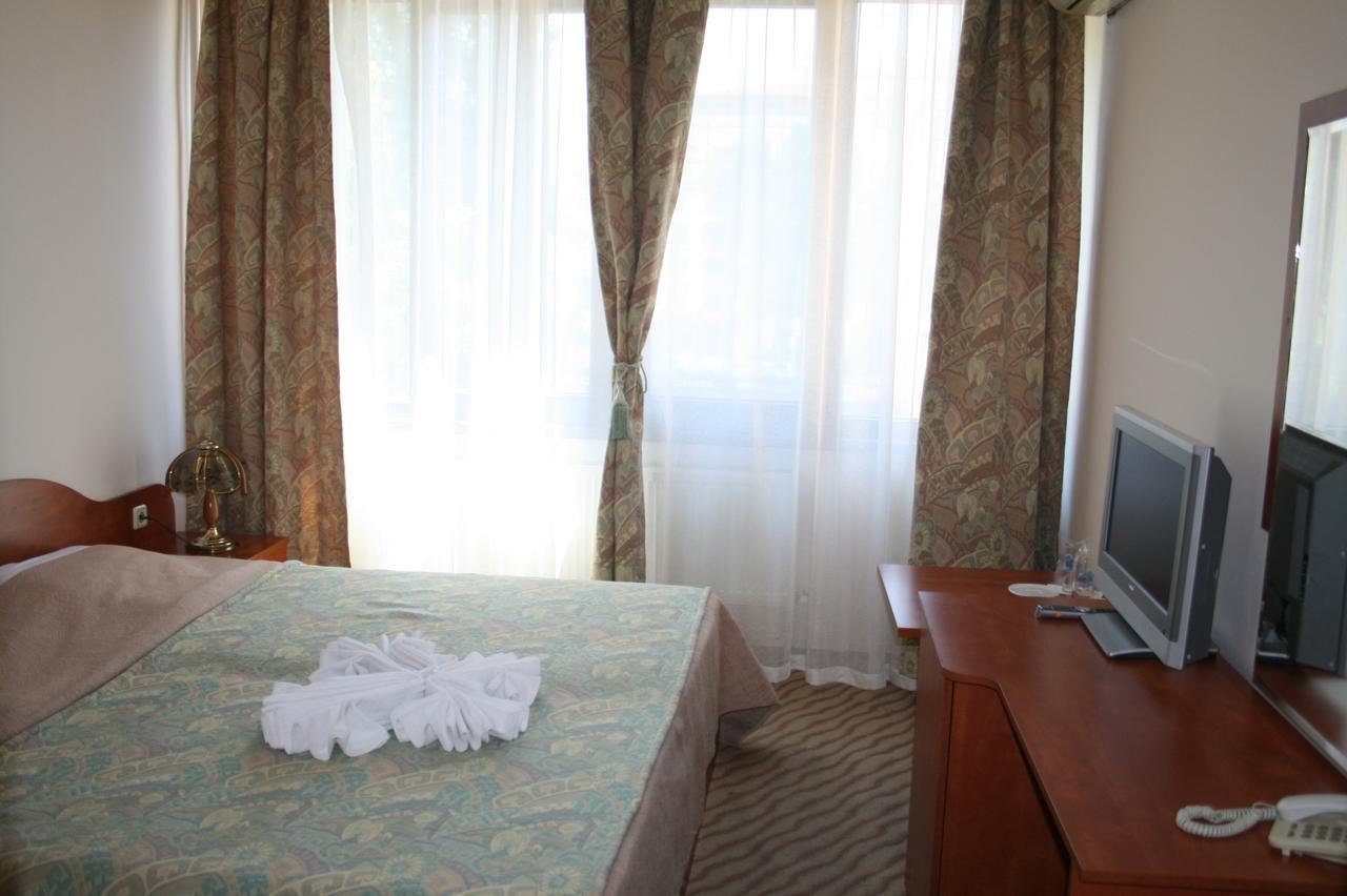 Hotel Nicol Пловдив Экстерьер фото